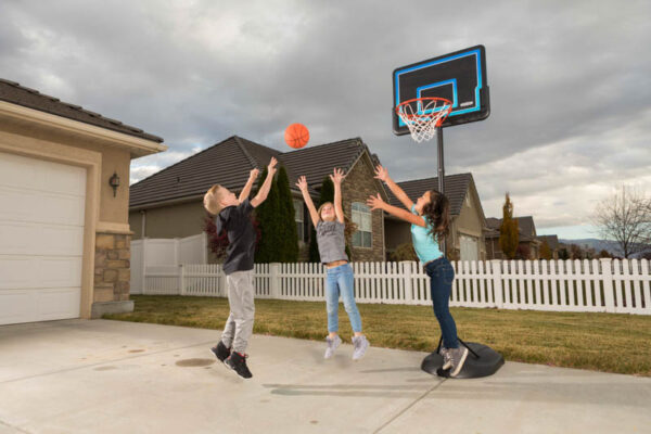 Lifetime Top Junior Street Mobil Basketball Stander - Image 5